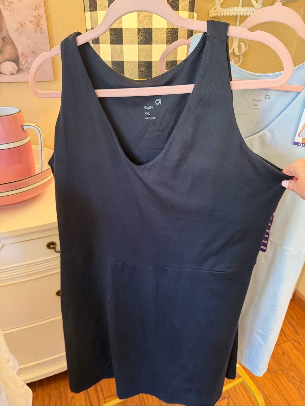 NWOT GAP Women Black Athletic Dress w Built in Bra & Shorts SZ XXL